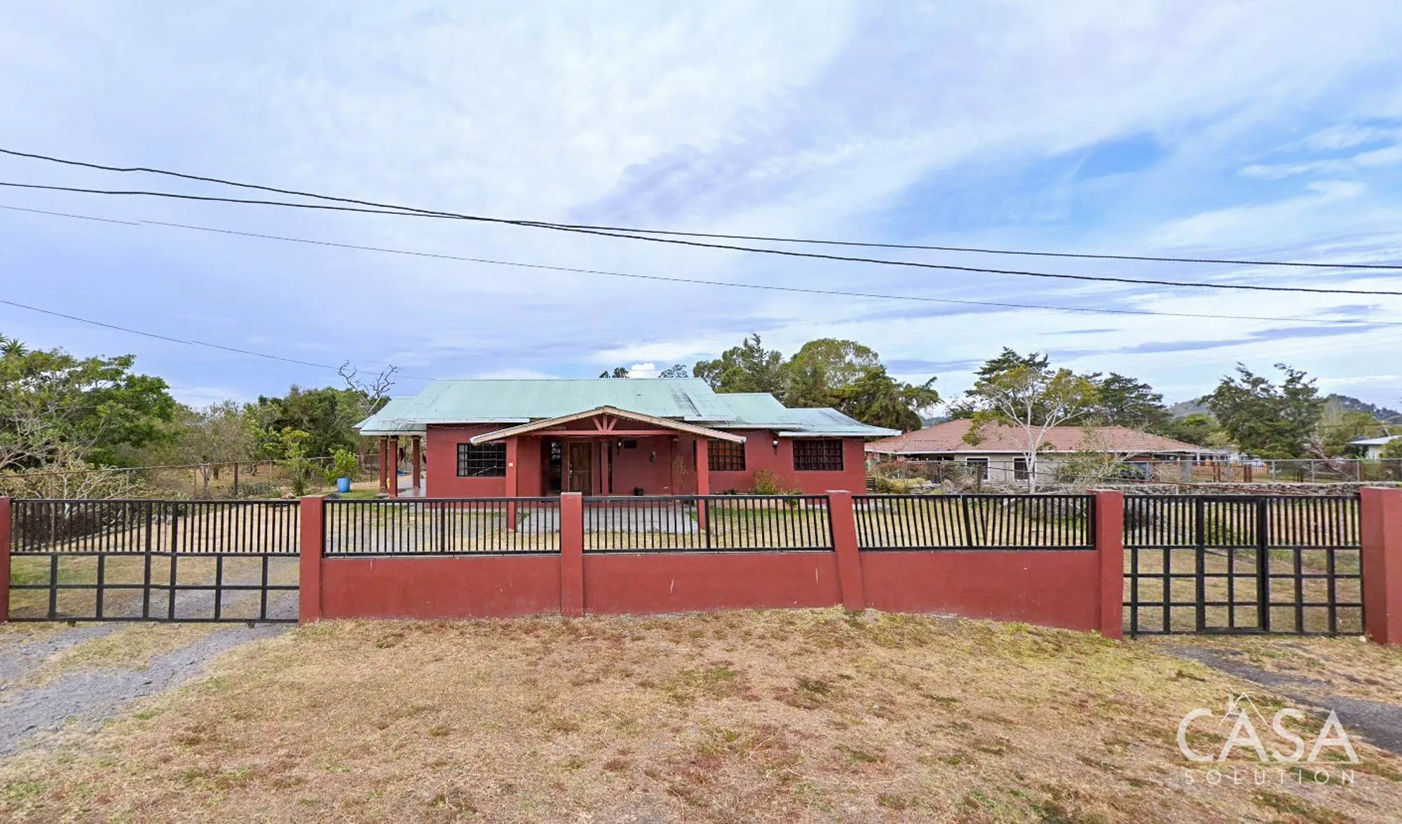 Single-Story home for Sale in Nueva California, Tierras Altas with 3 Bedrooms, Terrace, Volcan Baru Views, and easy access to local amenities.