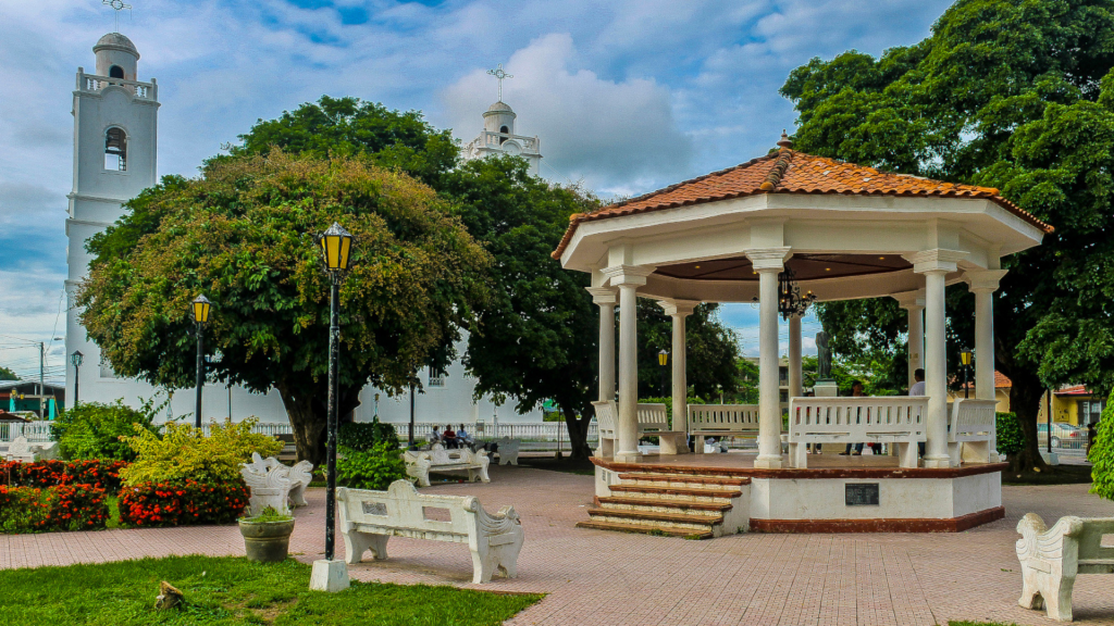 PENONOME COCLE REAL ESTATE PANAMA